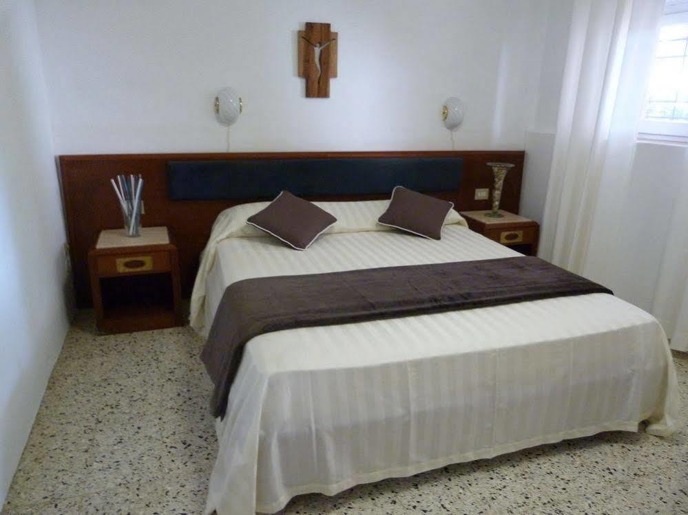 Invilla Seristori, A 50 M Dal Mare San Vincenzo Exterior foto